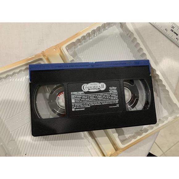 Walt Disney’s Cinderella II 2 Dreams Come True (VHS, 2002) - Picture 7 of 7